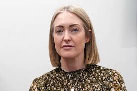 Coxless quad leaves hosts chasing shadows