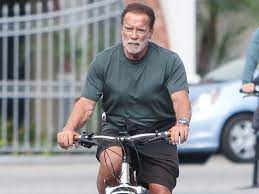 I told you i'd be back. Arnold Schwarzenegger Trains 6 Days A Week Different Body Part A Day