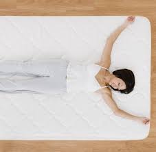 Dass mehr zentimeter auch für einen größeren liegekomfort sorgen, ist ein. Besser Schlafen Worauf Sie Beim Matratzenkauf Achten Sollten Welt