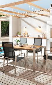 An Diesem Gartentisch Aus Teakholz Und Edelstahl Finden Auch Grosse Runden Gemutlich Platz Gibt Es Etwas Schoneres Als Bei Warmem In 2020 Dining Table Home Decor Home