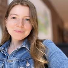 Ivy Levine's Instagram, Twitter & Facebook