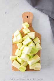 I don't peel the zucchini before spiralizing as i love the added green color in my dish and extra nutrients it provides, like dietary fiber. How To Make Zucchini Baby Food Mommy Needs Chocolate