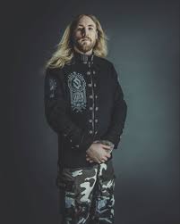 In maart 2017 kregen hannes van dahl en floor jansen hun eerste kindje samen: Hannes Van Dahl Sabaton Wiki Fandom