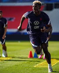 This is the official page for paul labile pogba. Paul Pogba On Twitter Work With A Smile Equipedefrance Euro2020