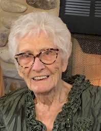 Obituary for Christine (Oma) Bender