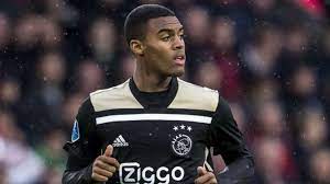 Ryan gravenberch genie scout 21 rating, traits and best ryan gravenberch fm21 reviews and screenshots with his fm2021 attributes, current ability. Noch In De Jongs Schatten Vergleiche Mit Pogba Ajax Wunderkind Ryan Gravenberch Goal Com