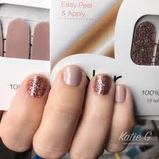 Color Street 100 Nail Polish Strips Tokyo Lights Giza Sands Becolorstreet Colorstreet Colorstreetnails G Color Street Nails Nail Polish Colors Nails