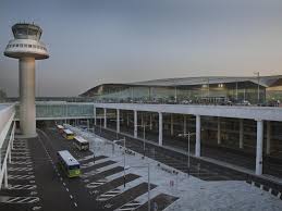 To any destination in the sia group network currently upon arriving at changi airport, you will be met by our ground handling staff and be guided to a transit holding area (tha) in the terminal your. Take A 39 Virtual 39 Tour Of Air Rooms Barcelona Airport By Premium Traveller In Barcelona See Guestrooms Facilities More Before You Book