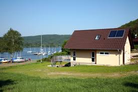 Verantwortlich im sinne des presserechts: Der Edersee Mit Ferienhaus Chalet Am Edersee Foto Bild Landschaft Bach Fluss See See Teich Tumpel Bilder Auf Fotocommunity