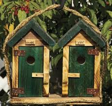 Ein Vogel Futterhaus Bauen Schone Vorschlage 1 Teil Diy Vogelhaus Futterhaus Rustikale Vogelhauschen