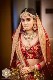 Beautiful Bridal Portrait In Stunning Jewellery And A Red Lehenga Wedmegood Sahil Kritika We Bridal Lehenga Red Indian Wedding Bride Indian Bridal Outfits