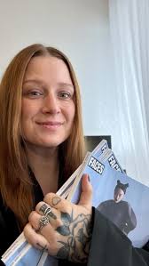 fazmagazin⁠ ⁠ Photography: Eva Baales @evabaales⁠ Stylist: Leonie Volk  @leonievolk⁠ Text: Dr. Reiner Burger⁠ Talent: Ute Lemper @utelemper⁠  Executive Producer: Ronja Prinz