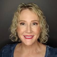 Suzanne Ferrara's Instagram, Twitter & Facebook