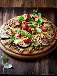 Pizza Aux Aubergines Recipe Pizza Recipes Eggplant Pizzas Aubergine Recipe