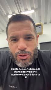 Hoje não é dia de desistir! Grandes coisas e coisas boas estão acontecendo  nesse momento na sua vida.