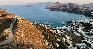 Το μεγαλύτερο χωριό (αγία μαρίνα λέρου) έχει πληθυσμό 2.672 και ακολουθεί το λακκί με 1.990 κατοίκους. Nad S8v1mkwxbm