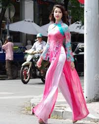 Nắm giữ vị trí cầm cân. Xao Xuyáº¿n Ngáº¯m Thu Tháº£o Nang Niu Ta Ao Dai