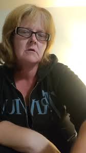 Ginger Hanks's Instagram, Twitter & Facebook