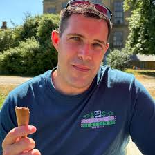 Everyone LOVES Christmas