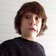 derek martinez (@derekmartinez25)