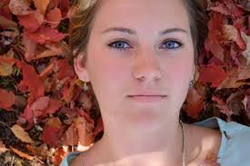 Genevieve Gates's Instagram, Twitter & Facebook