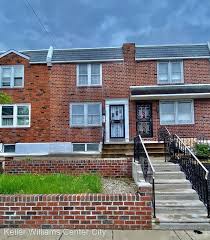 When we walked in to the house we were immediately impressed by the faded grandeur of the house. South Philadelphia West Houses For Rent Philadelphia Pa Forrent Com