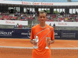 Голодный медведев и день рождения весниной. Tennis Dg News