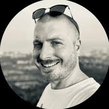 Este año comienza un nuevo ciclo para Electrónica en Abril de la mano de…