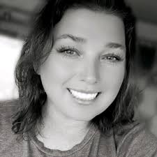 Photographer needed for Graduation pictures