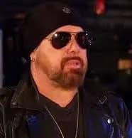 Hot take for the evening...Jason Bonham is a better drummer than his dad.