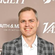 Our family got front-row seats for David Sing-Along. Packed house but I  could only hear those next to me and immediately behind me. Theaters are  great for film sound, less ideal for