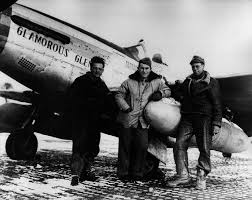 The right stuff is based on extensive research by wolfe, who interviewed test pilots, the astronauts and their wives, among others. 14 Reasons Chuck Yeager May Be The Greatest Military Pilot Of All Time We Are The Mighty