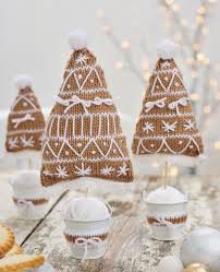 Some festive ideas for you to have the perfect homemade christmas table decorations.if you make this yourself please send me a picture or tag me on instagram #monamiedesserts because i would love to see!click here to wa… 40 Quick Knits For Christmas Blog Let S Knit Magazine