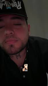 Una vez en la vida: Gorra y canción de 'Se Volvieron Locos'