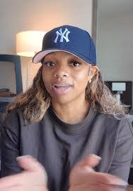 Tara Thorpe's Instagram, Twitter & Facebook