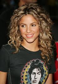 73 Gorgeous Curly Hairstyles For Every Texture Shakira Hair Curly Girl Hairstyles Messy Curly Hair