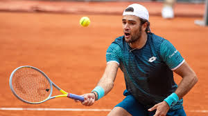 Professional tennis player, sister, daughter, friend. I Can T See My Girlfriend Who Is Six Floors Down Matteo Berrettini On Australian Open Quarantine Eurosport