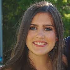 Denise Starnes's Instagram, Twitter & Facebook