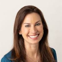 Lindsey Tanner's Instagram, Twitter & Facebook