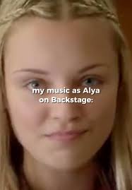 not that different tbh 🤪 #backstagetvshow #backstagetv #alyakendrick  #familychannel #disneychannel
