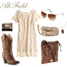 Nothing Is Quite As Feminine As Lace With Images Country Chic Fashion Fashion Style