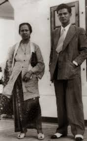 Taman sultan yussuf izzuddin shah kuala kangsar •. Warisan Raja Permaisuri Melayu Personaliti Ytm Toh Puan Besar Hatijah Binti Ahmad