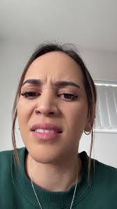 Kristy Maloney's Instagram, Twitter & Facebook