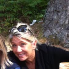 Arrivée et fouille des élus nationalistes avant l'allocution du Président  Emmanuel Macron à Cità di Bastia