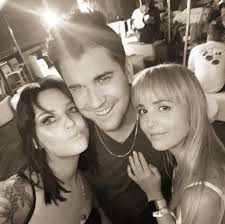 Essential Groove (@essentialgroove) • Instagram photos and videos