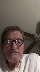 Hi my name is Ronnie I was just wondering thru and I noticed you . I seen  your age so I am trying to get at is you have my attention. Your