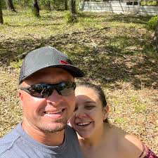 Hats up with the flickering lights in Blocton