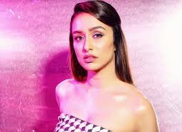 Why does bollywood use the offensive practice of brownface in movies? From Aashiqui 2 To Baaghi 3 Here S Why Bollywood Can T Get Enough Of The Birthday Girl Shraddha Kapoor Bollywoodbio Sweden