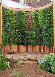 Ideas De Disenos Para Jardines Verticales Jardines Verticales Jardines Jardines Colgantes