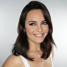 Ingrid M. Rivera Makeup Artist & Hairstylist